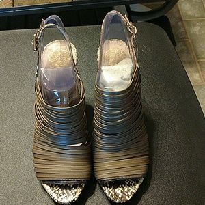New Tan and Snake Vince Camuto Sandals